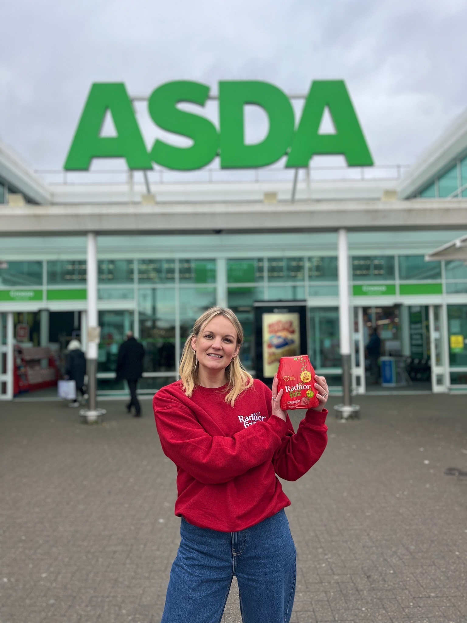 Radnor Strawberry Fizz Launches in Asda Stores